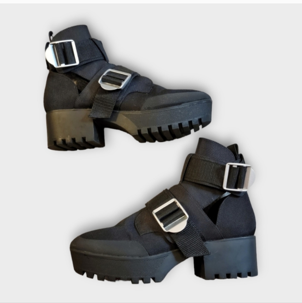 Steve Madden Moto Boots "Graden" Black 8.5 EUC